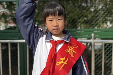 六月光荣的升旗手