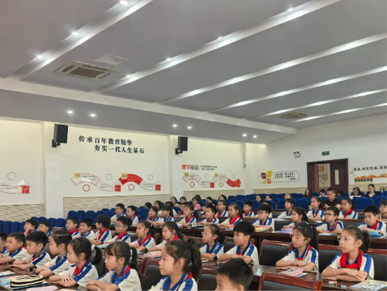 70e7b1ff0d1946749cdf63c4fe70dc44_IMG_264