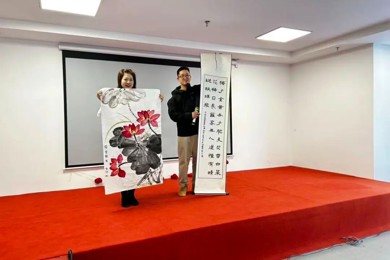 重阳敬老，孝润童心